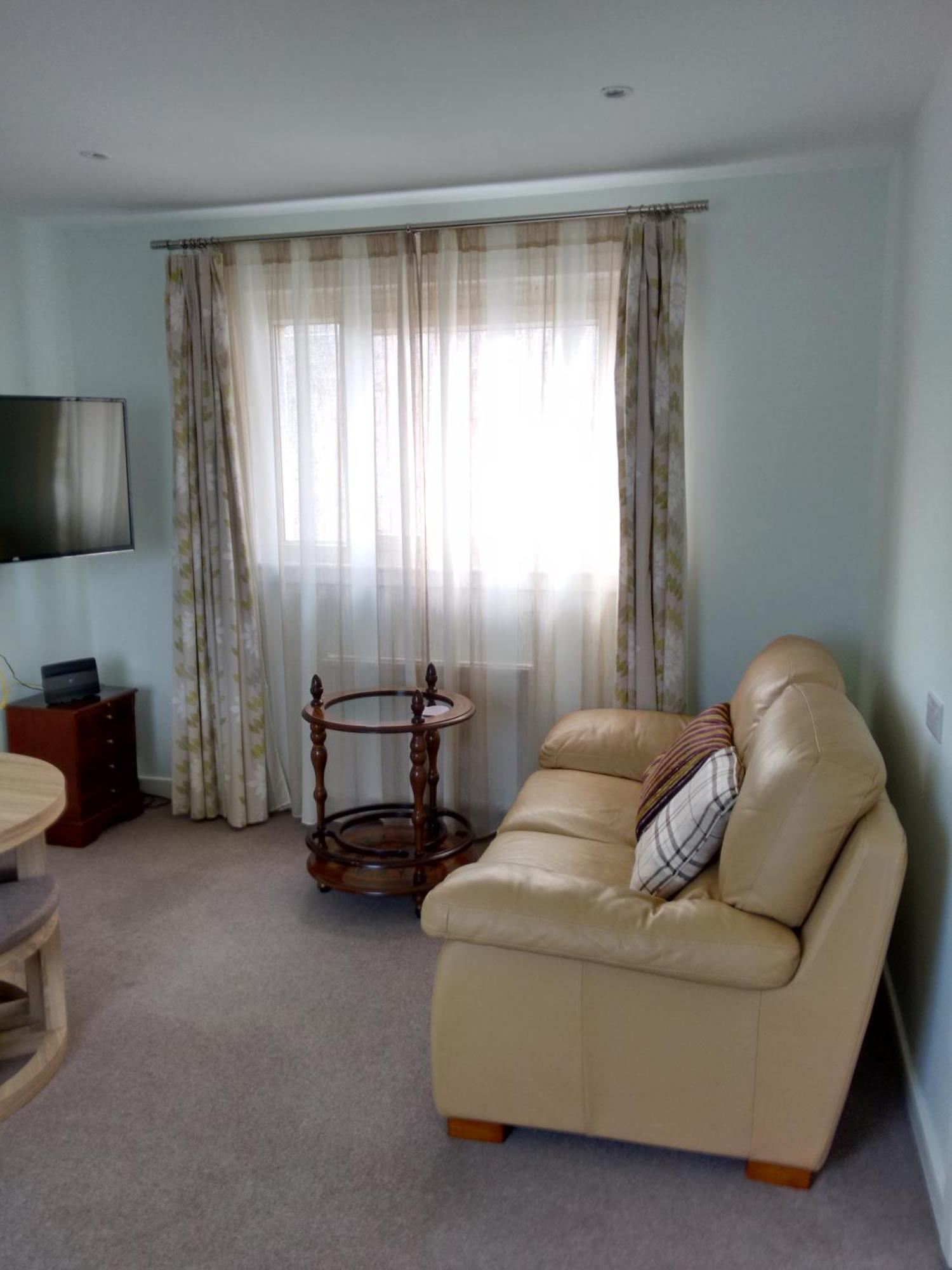 Strachan House Инвекийтинг Екстериор снимка